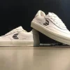Cariuma Luan Pro White Premium Leather Black Logo Schuhe