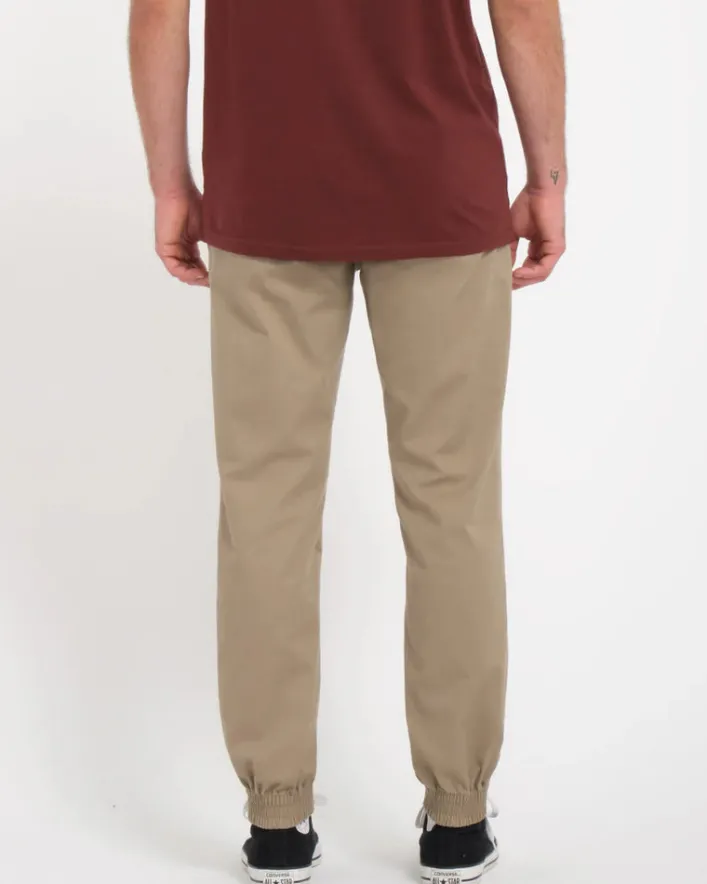 Volcom – Schmaler Jogginganzug „Frickin“